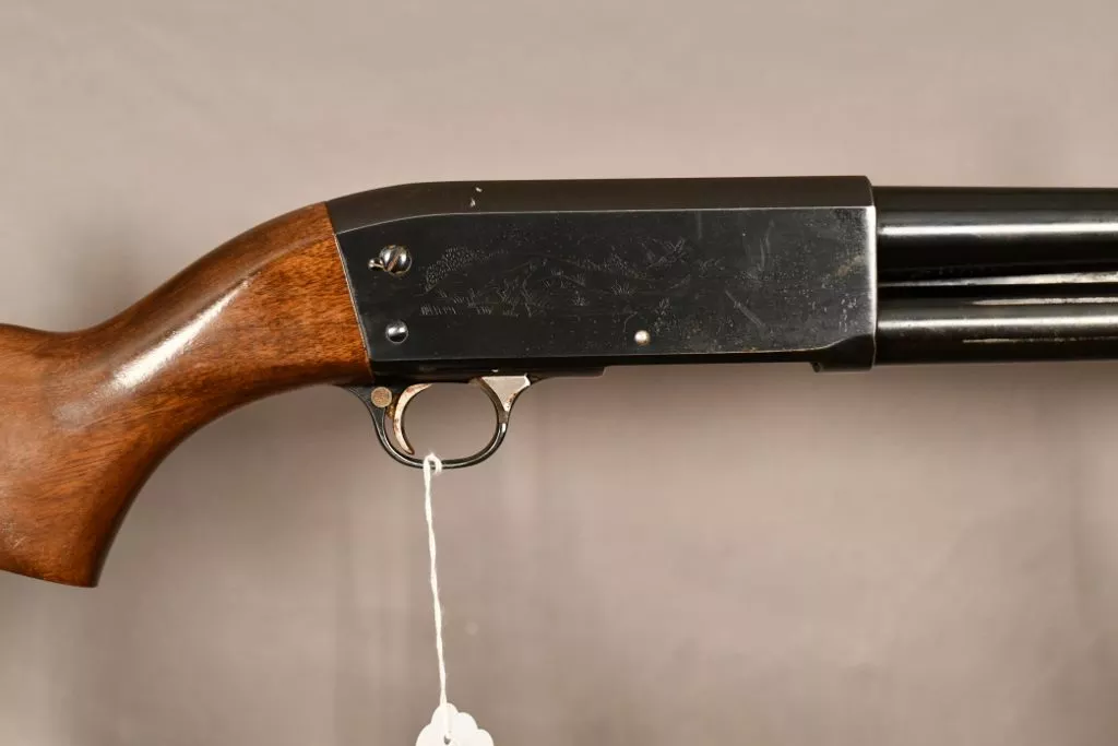 Ithaca 37 Featherlight, 12 ga. pump action shotgun, Blue, 28" barrel