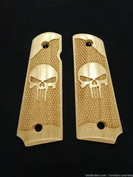 -Maple Punisher #2 Grips for Browning 1911-22 1911-380 Grips
