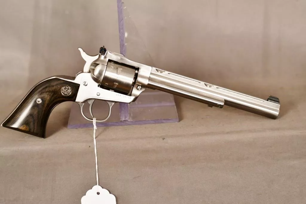 Ruger Hunter New Model Single Six, .17 HMR cal. revolver, Stainless, 7 1/2" barrel, Scope rings, NIB